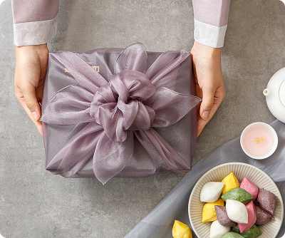 Send gifts directly within Korea to your family or friends back home.